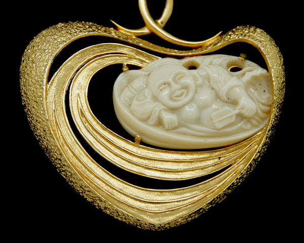 1970's JOMAZ Buddha pendant