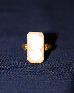 1910-1930's carved shell cameo ring