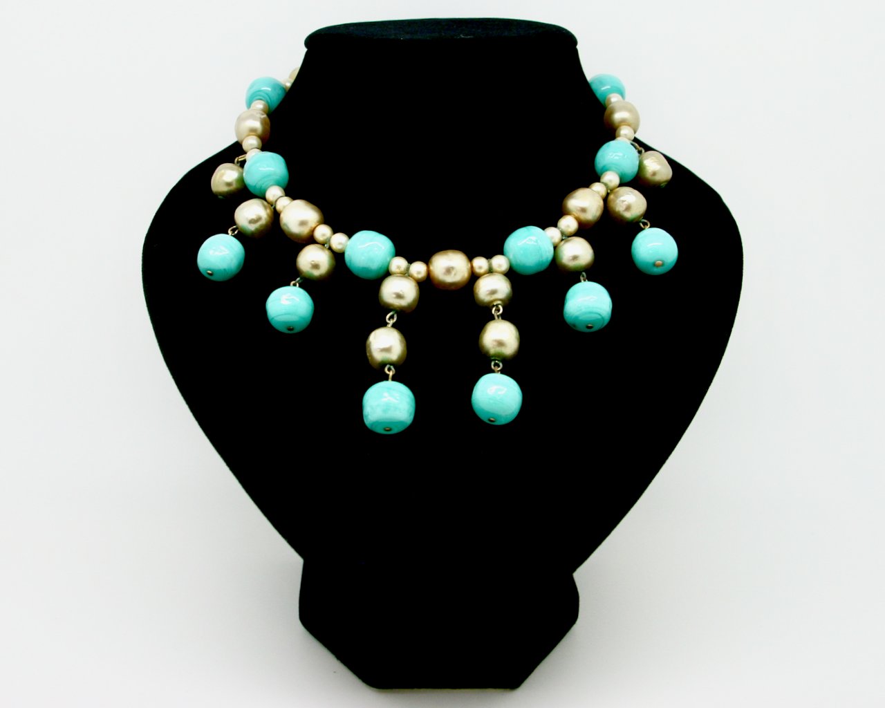 1950's MIRIAM HASKELL turquoise and baroque pearl bib