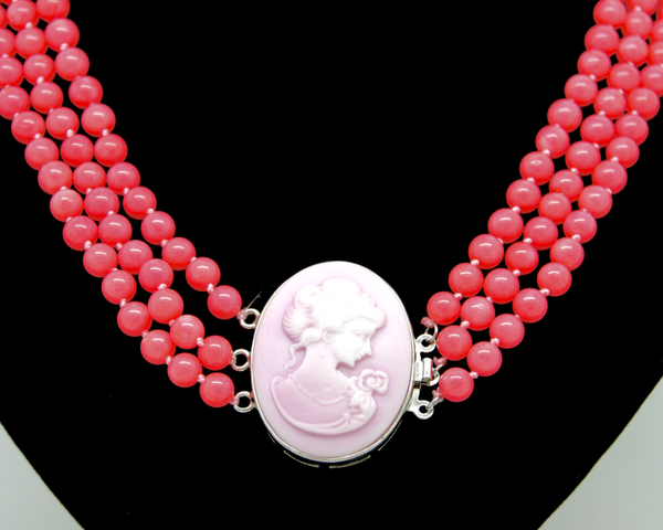 1950-60's coral bead triple strand necklace with cameo clasp