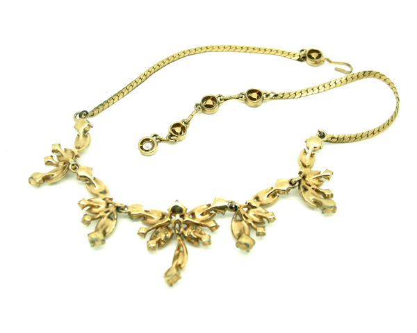 1955 HOLLYCRAFT AB & gold necklace